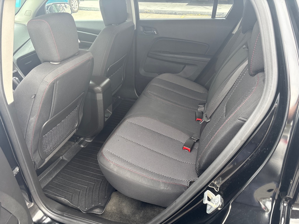 Photo 14 of this GMC TERRAIN