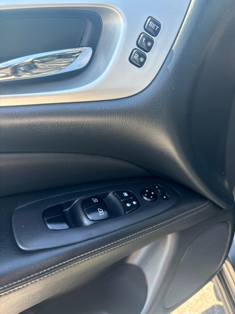 Photo 15 of this NISSAN PATHFINDER