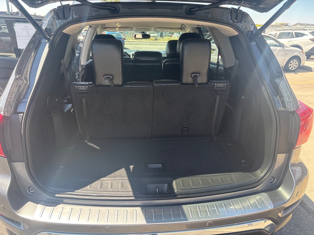 Photo 11 of this NISSAN PATHFINDER