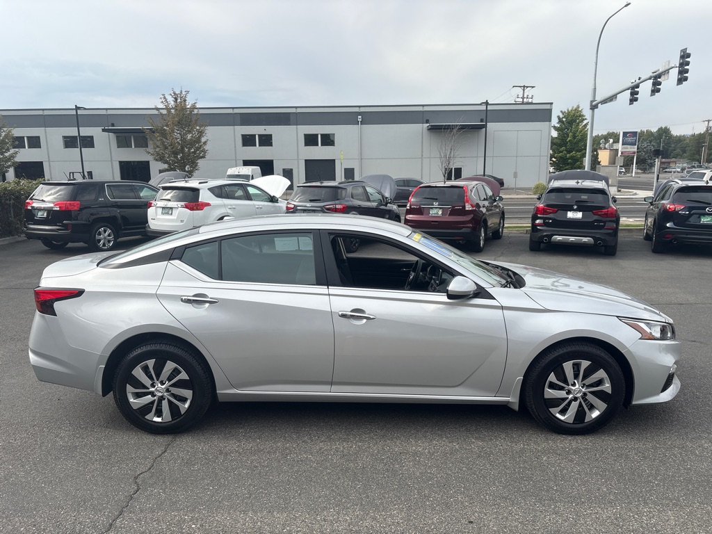 Photo 6 of this NISSAN ALTIMA