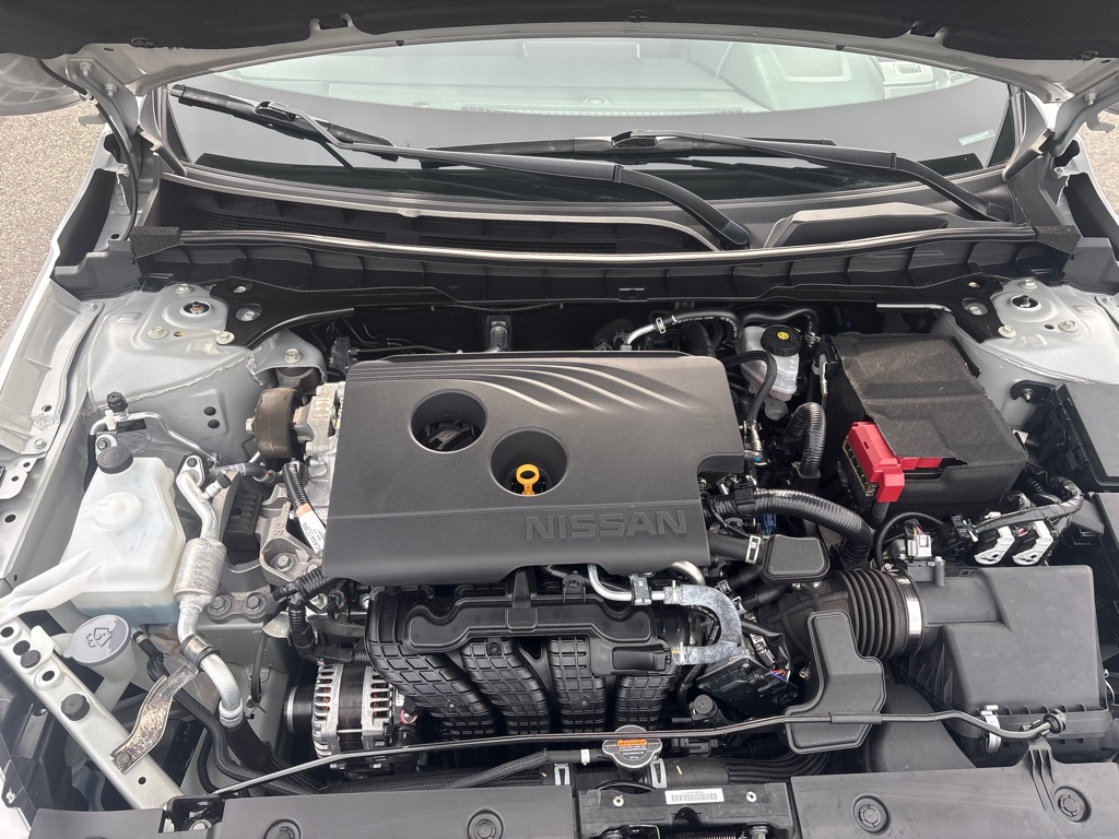 Photo 10 of this NISSAN ALTIMA
