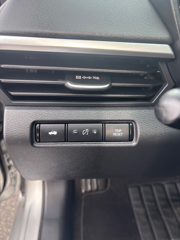 Photo 15 of this NISSAN ALTIMA