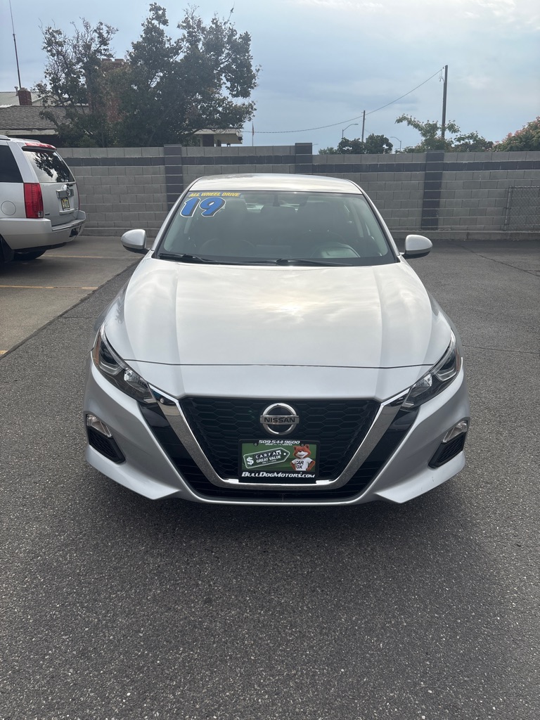 Photo 4 of this NISSAN ALTIMA