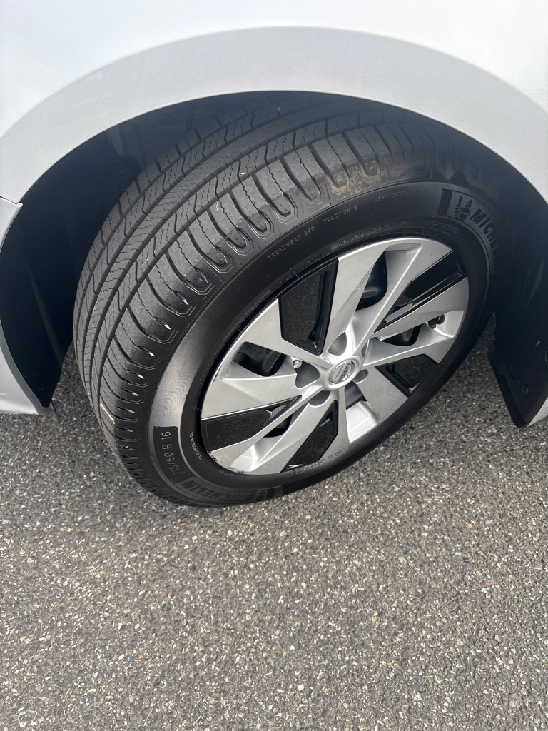 Photo 9 of this NISSAN ALTIMA