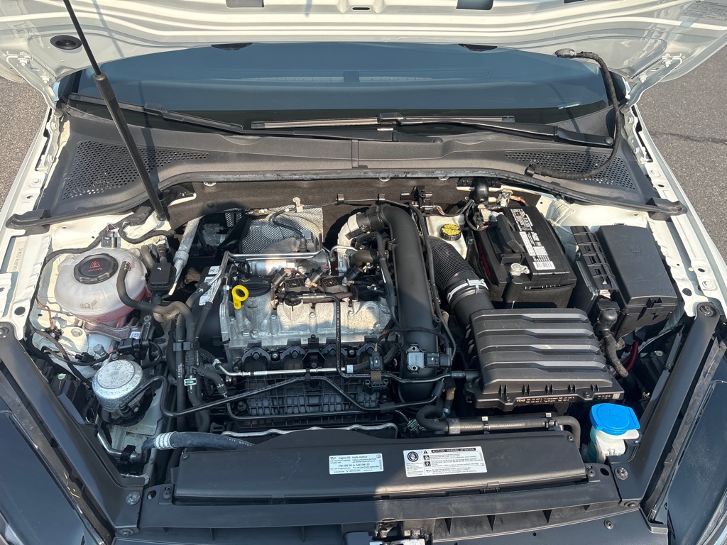 Photo 10 of this VOLKSWAGEN GOLF