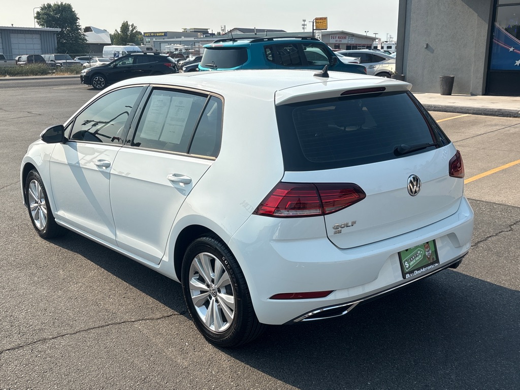 Photo 3 of this VOLKSWAGEN GOLF