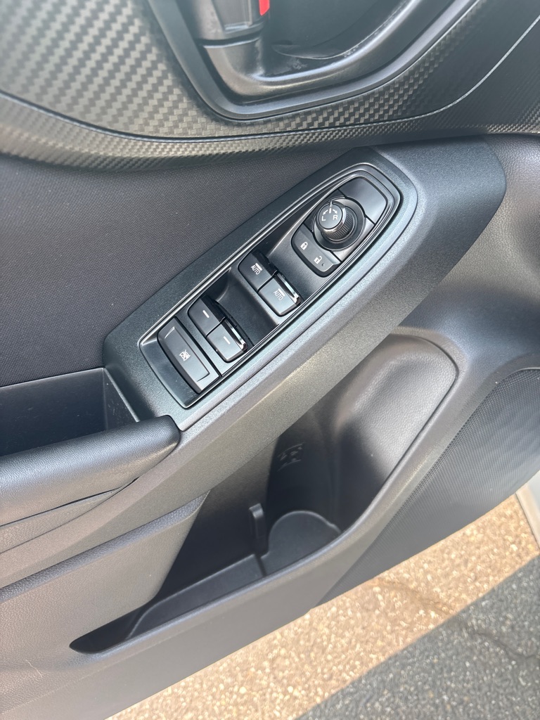 Photo 14 of this SUBARU IMPREZA