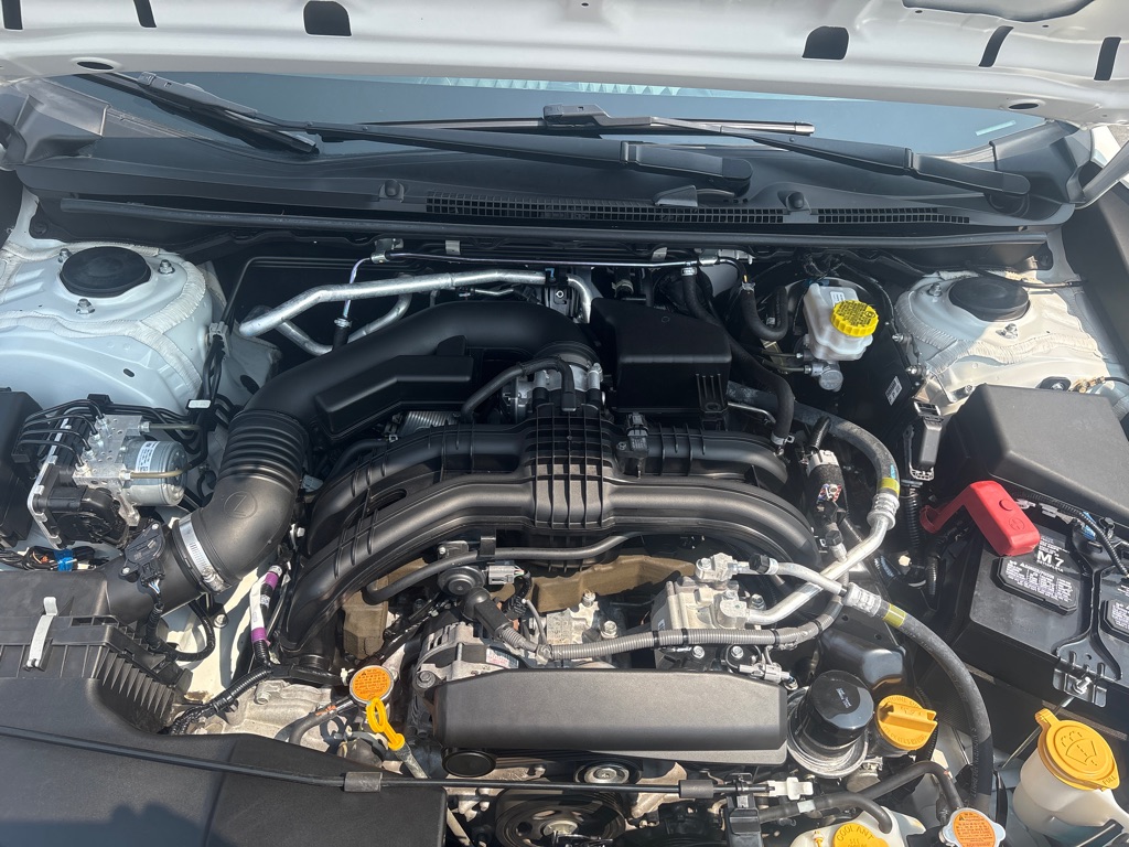 Photo 10 of this SUBARU IMPREZA