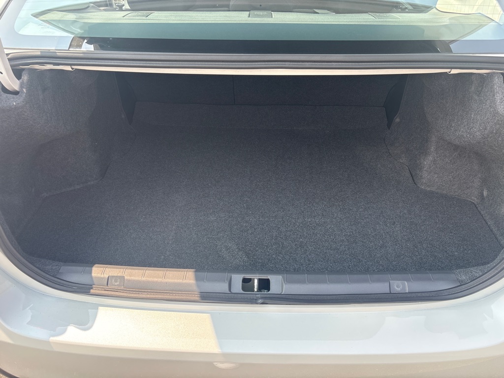 Photo 11 of this SUBARU IMPREZA