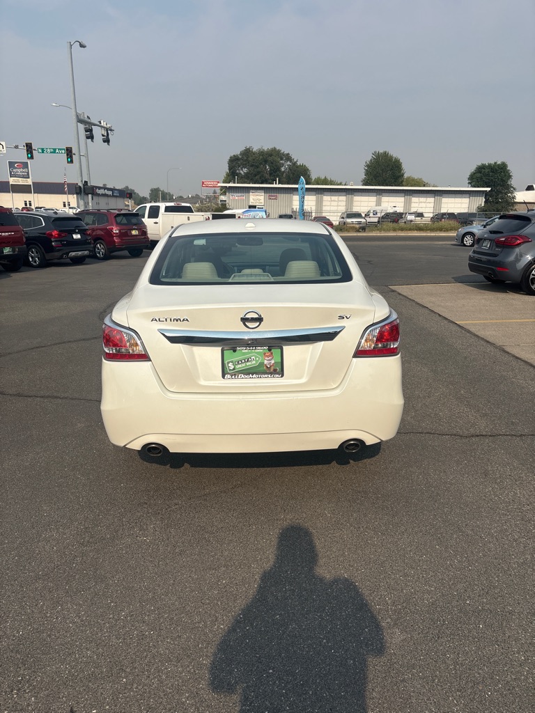 Photo 8 of this NISSAN ALTIMA