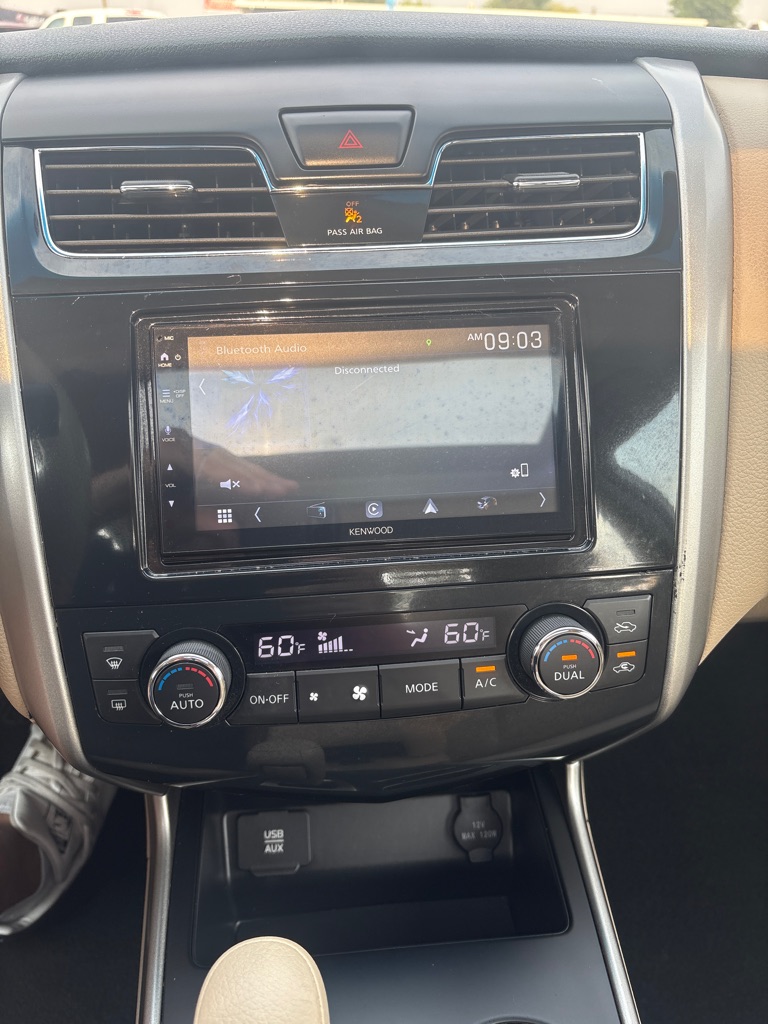 Photo 21 of this NISSAN ALTIMA