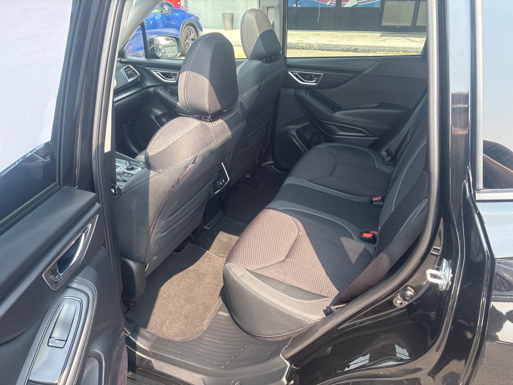 Photo 13 of this SUBARU FORESTER