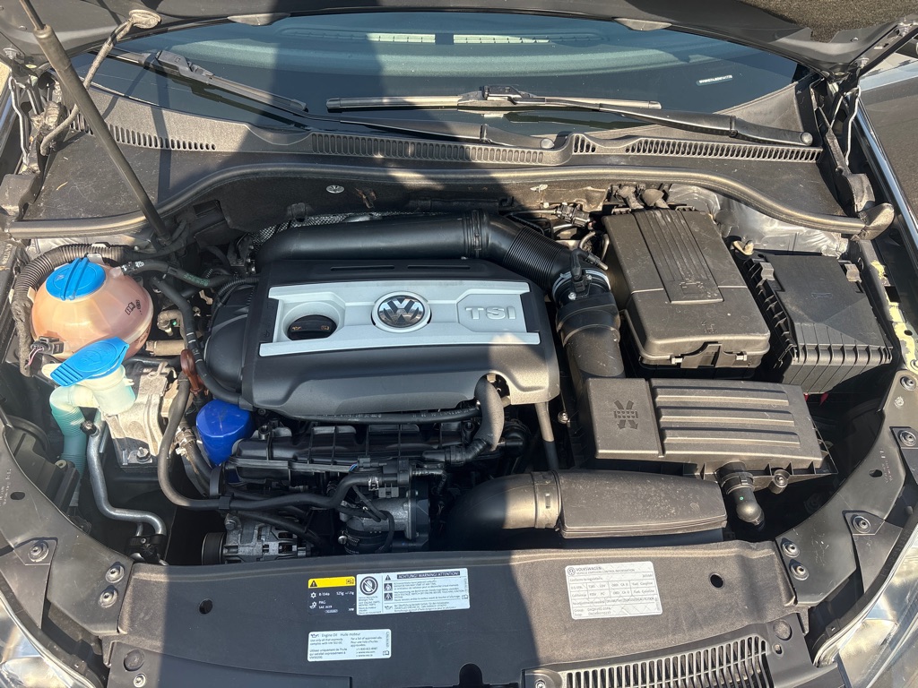 Photo 10 of this VOLKSWAGEN GTI