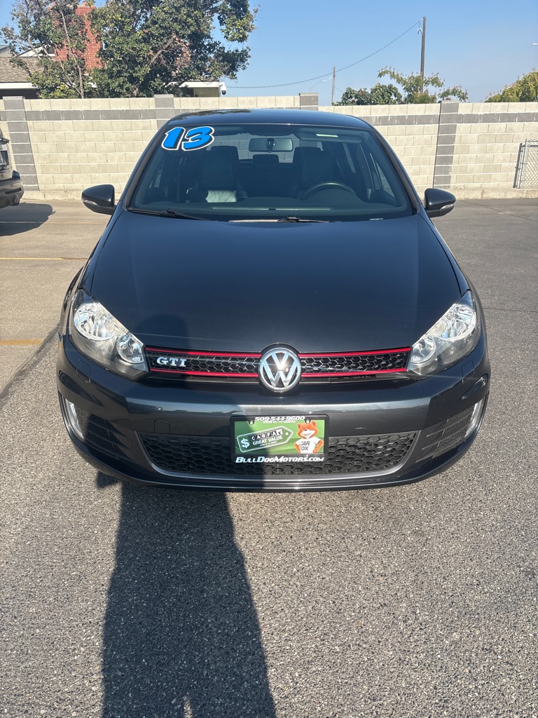 Photo 4 of this VOLKSWAGEN GTI