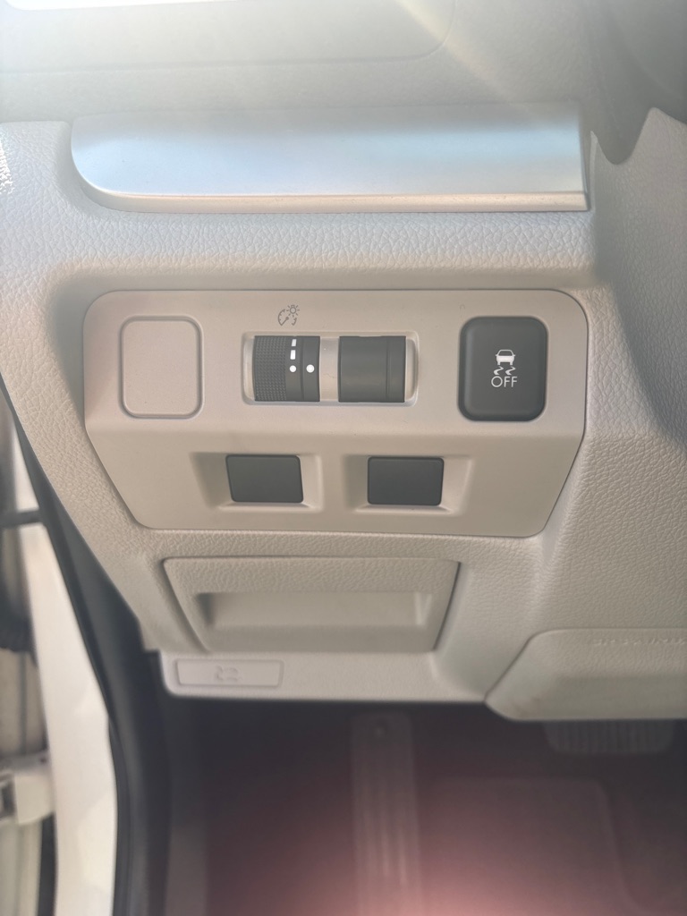 Photo 15 of this SUBARU FORESTER