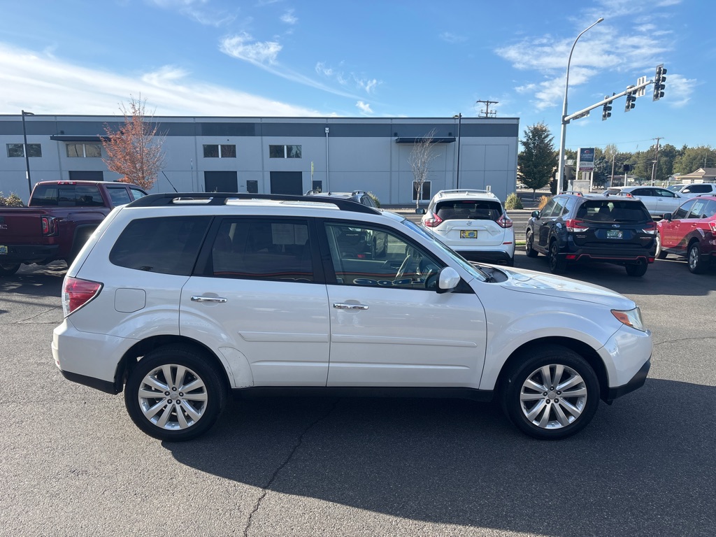 Photo 6 of this SUBARU FORESTER
