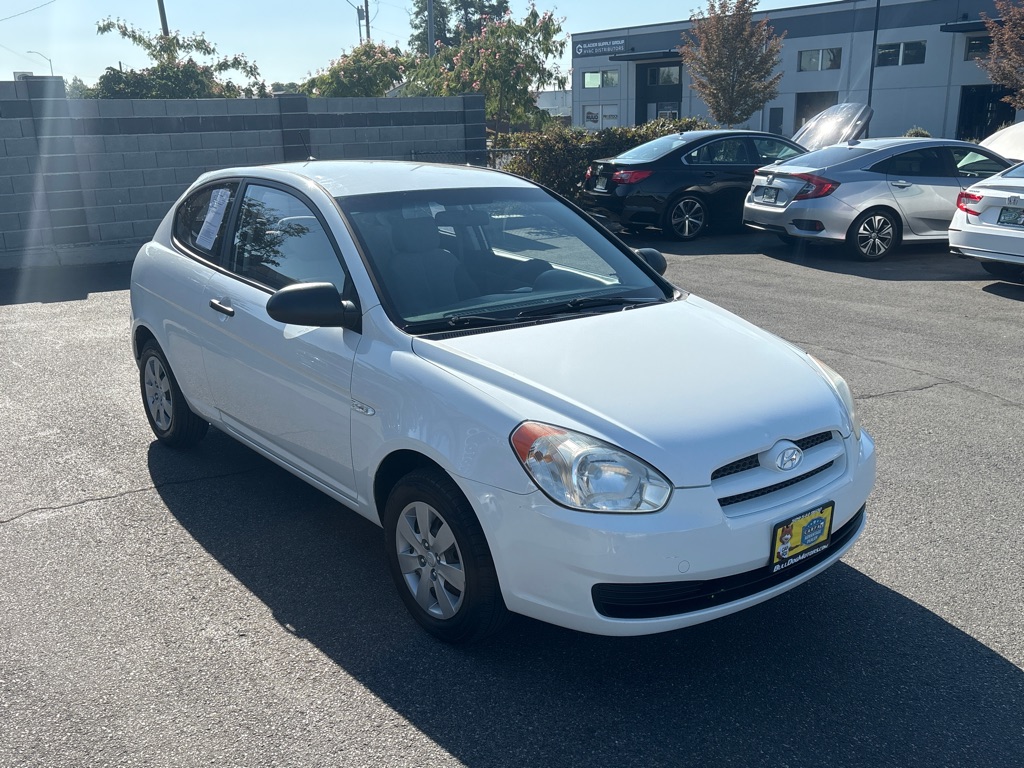Photo 5 of this HYUNDAI ACCENT