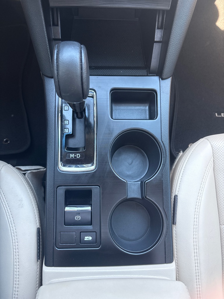 Photo 19 of this SUBARU LEGACY