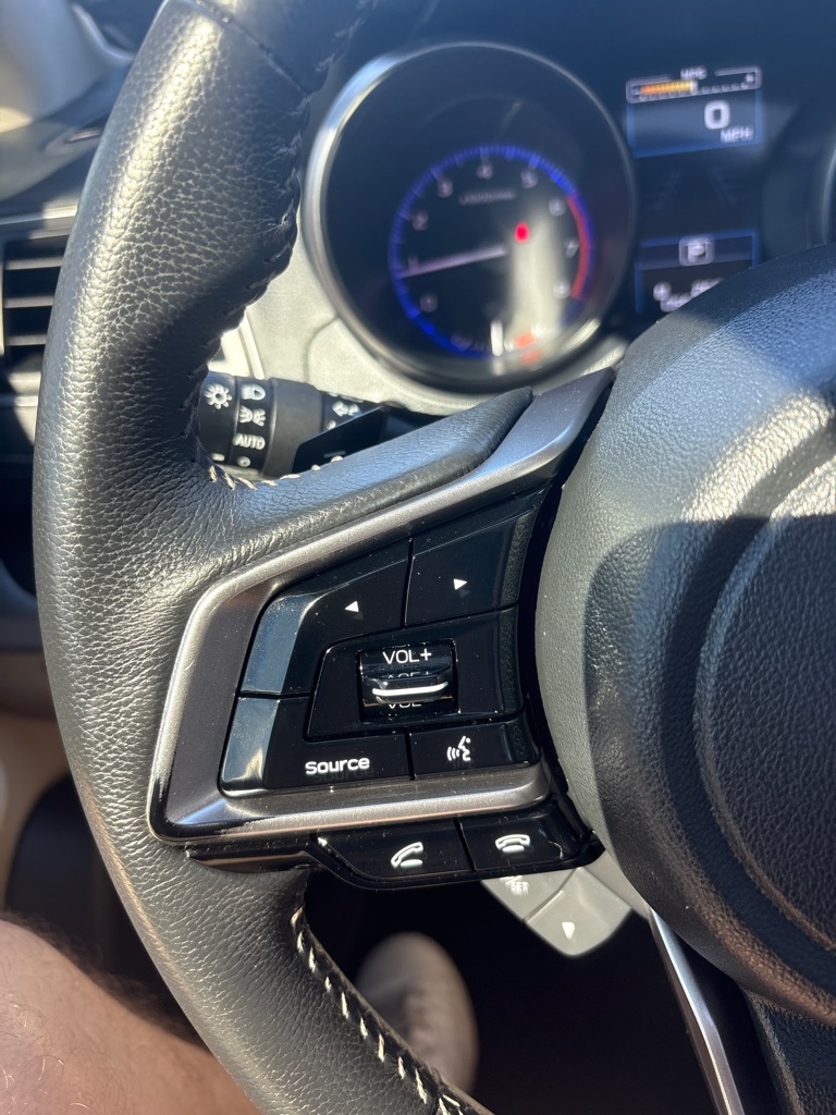 Photo 17 of this SUBARU LEGACY