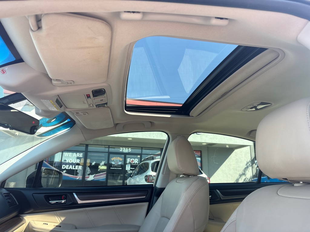 Photo 15 of this SUBARU LEGACY