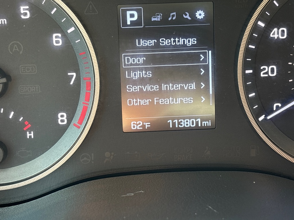 Photo 16 of this HYUNDAI TUCSON