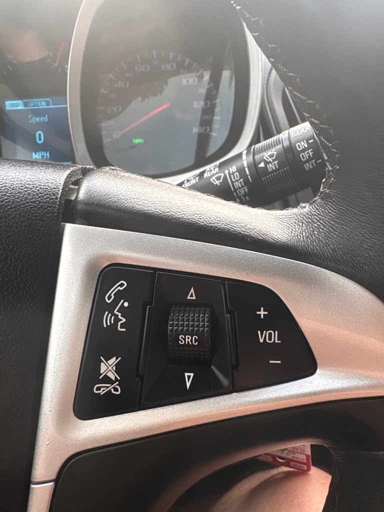 Photo 17 of this CHEVROLET EQUINOX