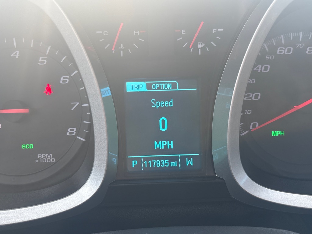 Photo 15 of this CHEVROLET EQUINOX