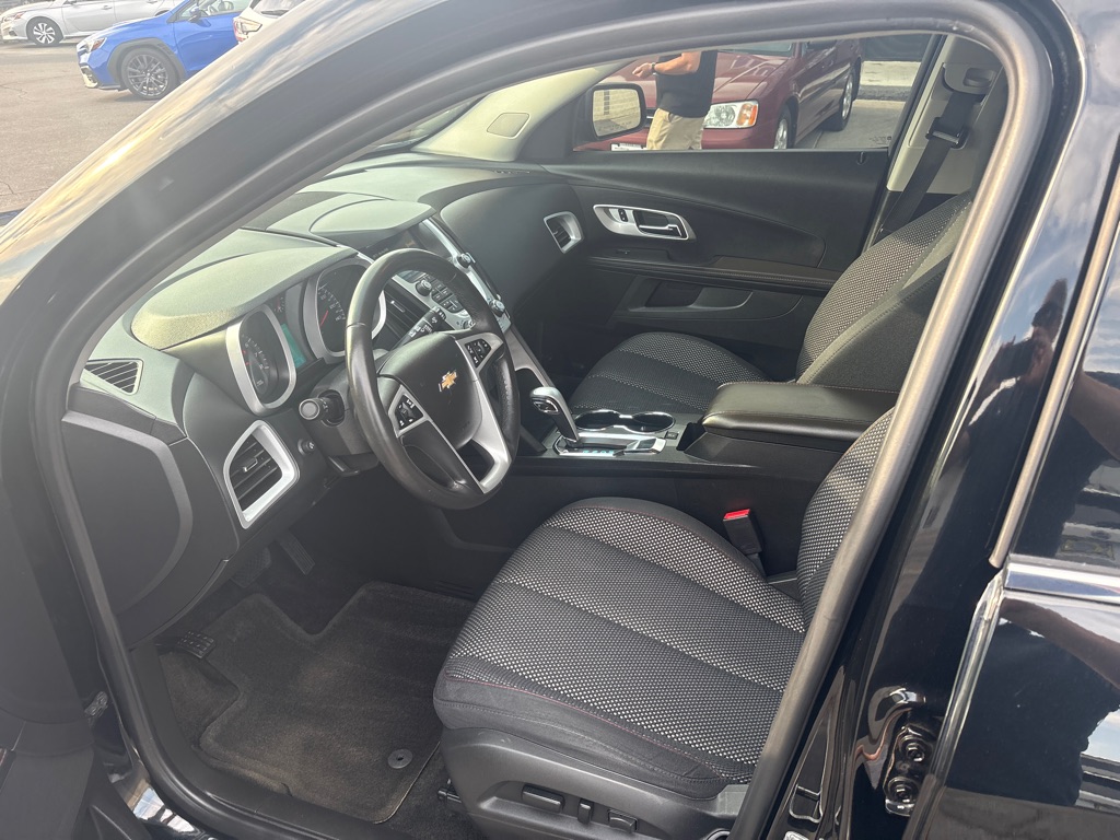 Photo 12 of this CHEVROLET EQUINOX