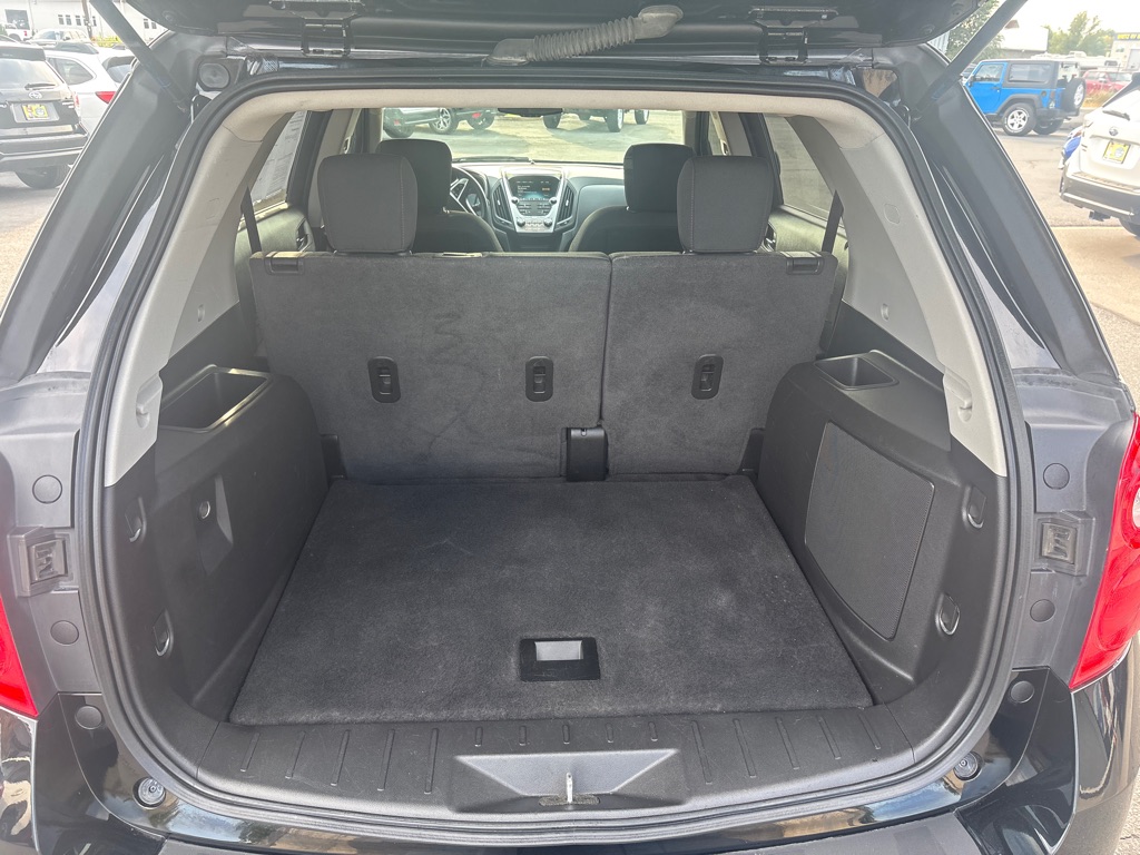 Photo 11 of this CHEVROLET EQUINOX