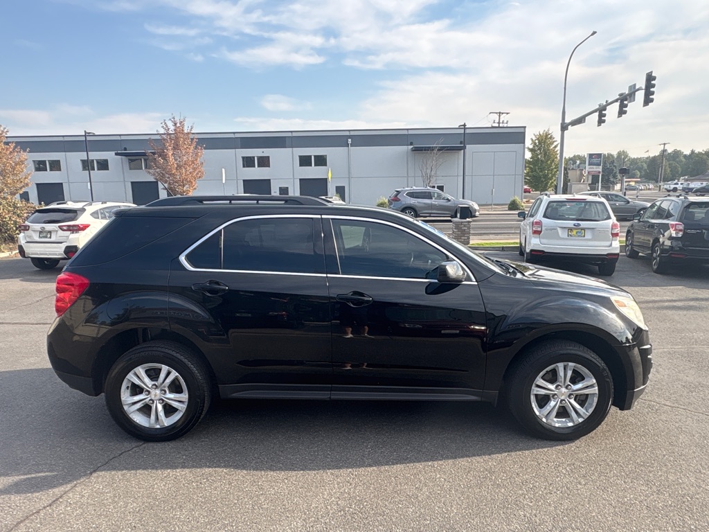 Photo 6 of this CHEVROLET EQUINOX