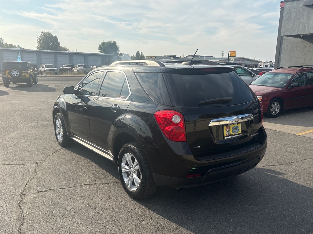 Photo 3 of this CHEVROLET EQUINOX