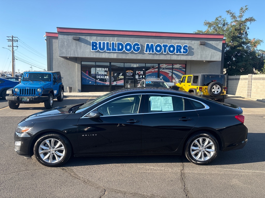 Photo 2 of this CHEVROLET MALIBU