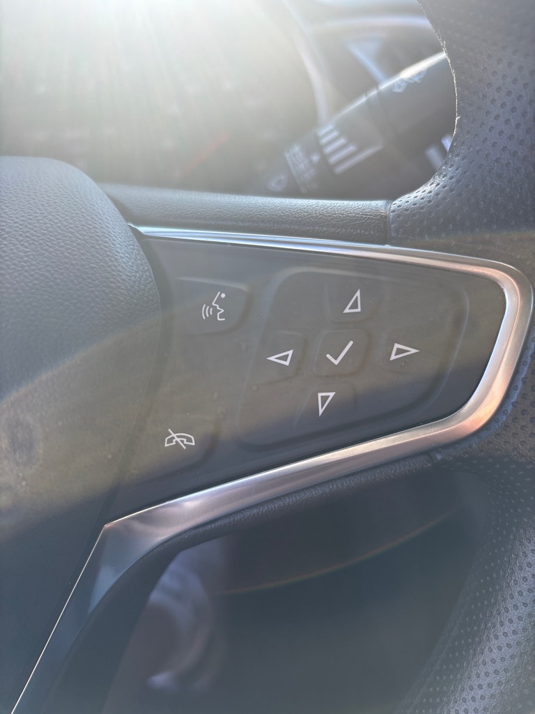Photo 18 of this CHEVROLET MALIBU