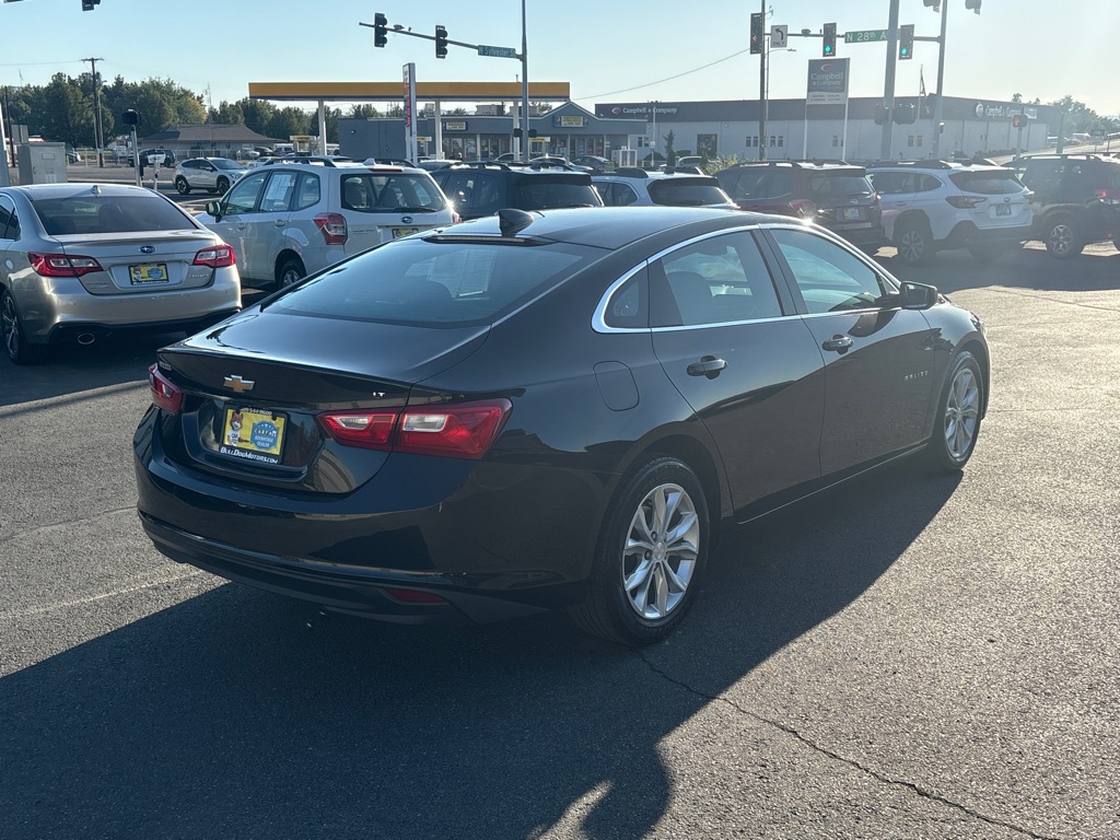Photo 7 of this CHEVROLET MALIBU