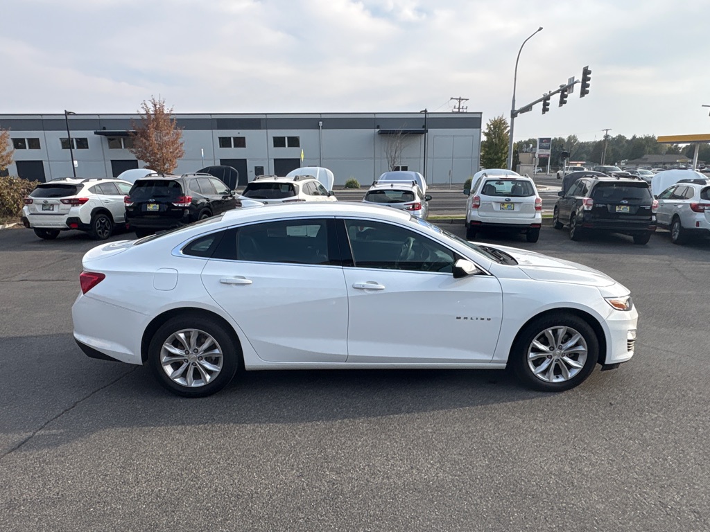 Photo 6 of this CHEVROLET MALIBU