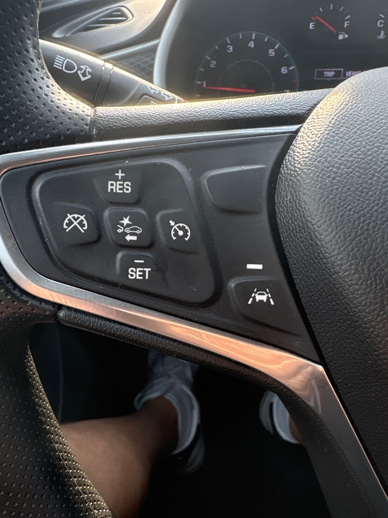 Photo 17 of this CHEVROLET MALIBU