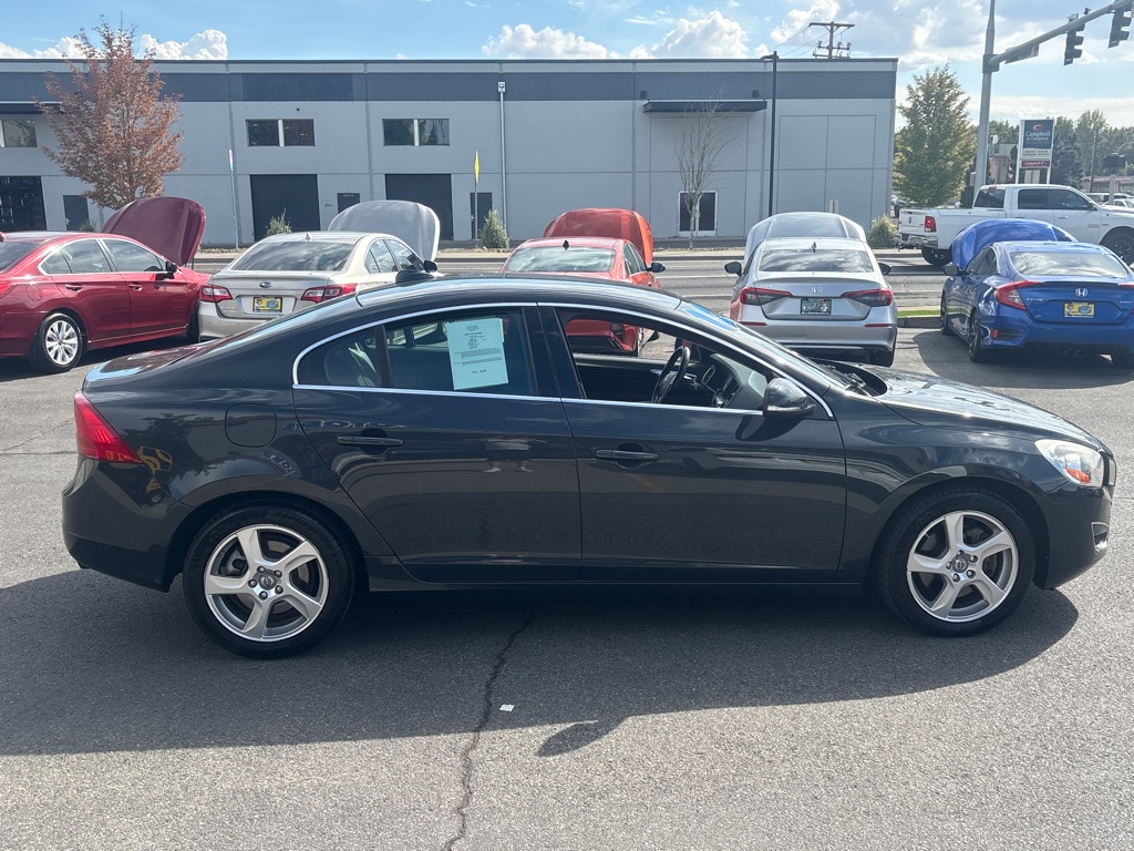Photo 6 of this VOLVO S60