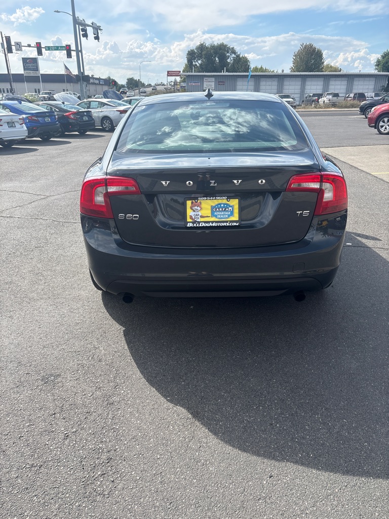 Photo 8 of this VOLVO S60
