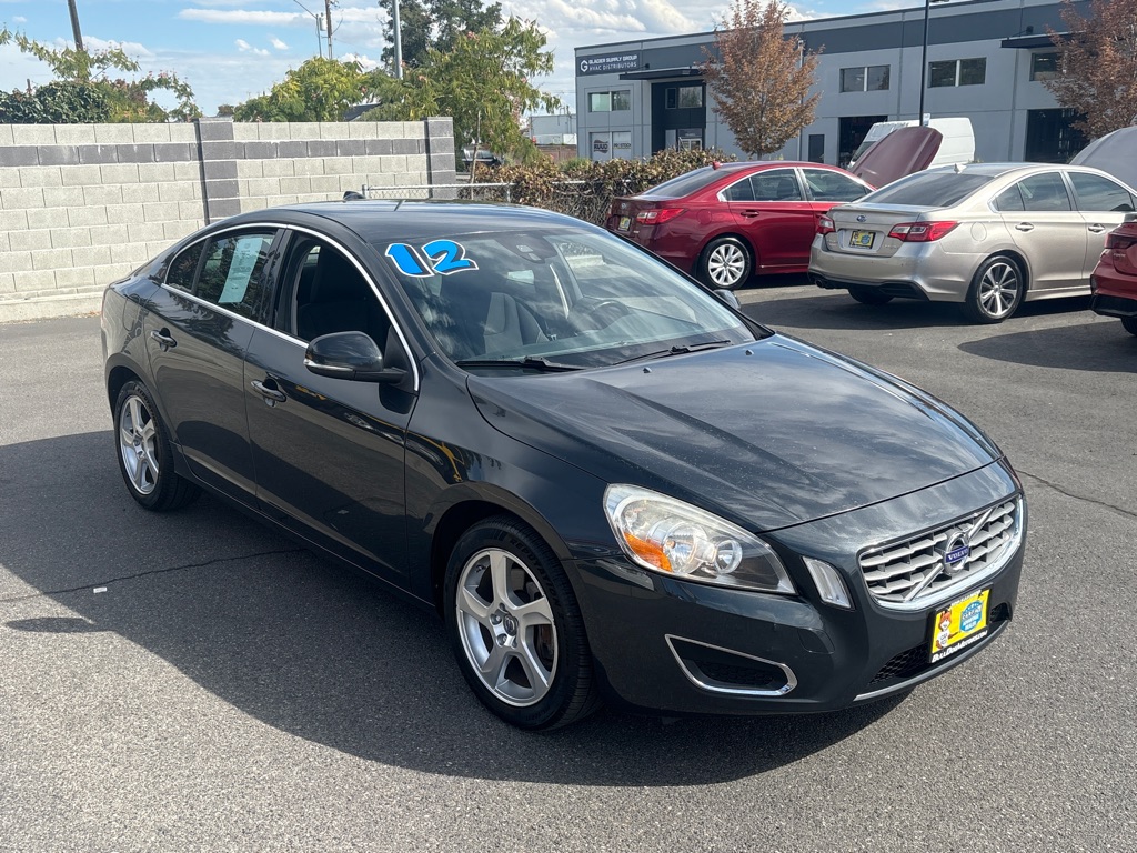 Photo 5 of this VOLVO S60