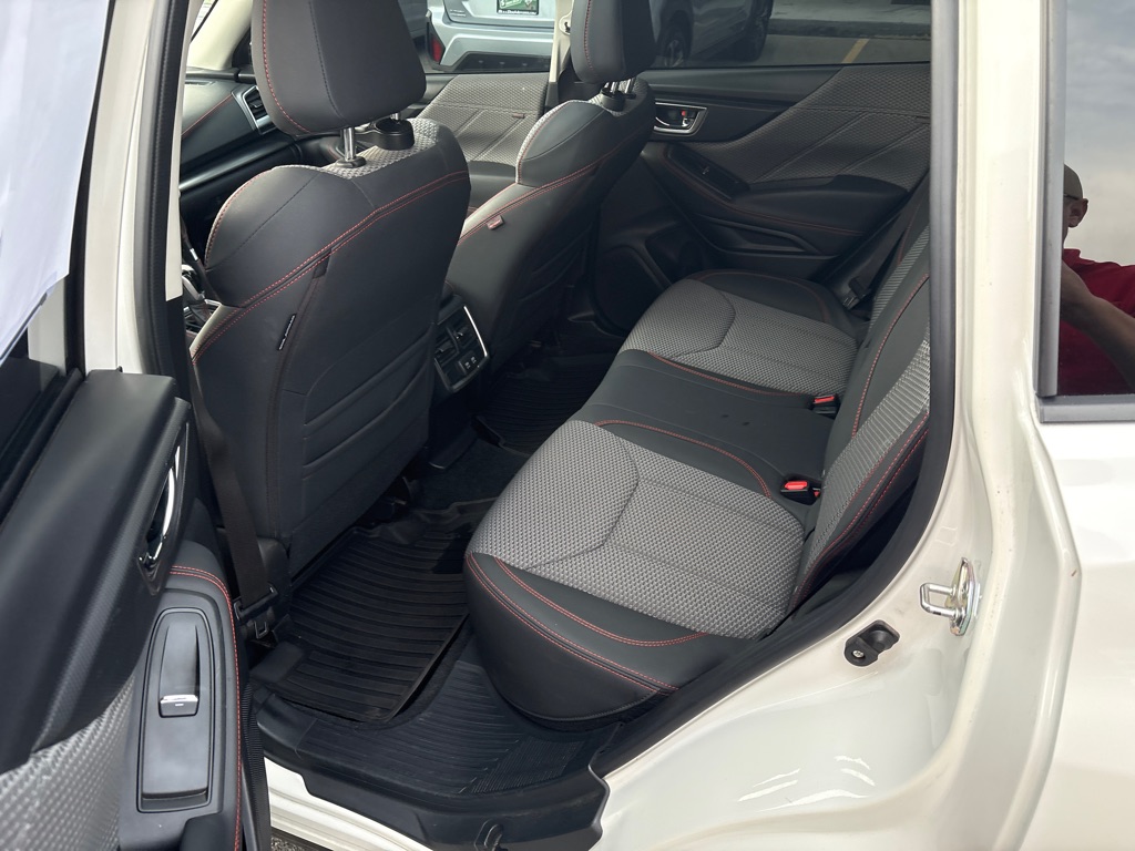 Photo 13 of this SUBARU FORESTER