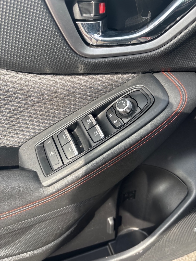 Photo 15 of this SUBARU FORESTER