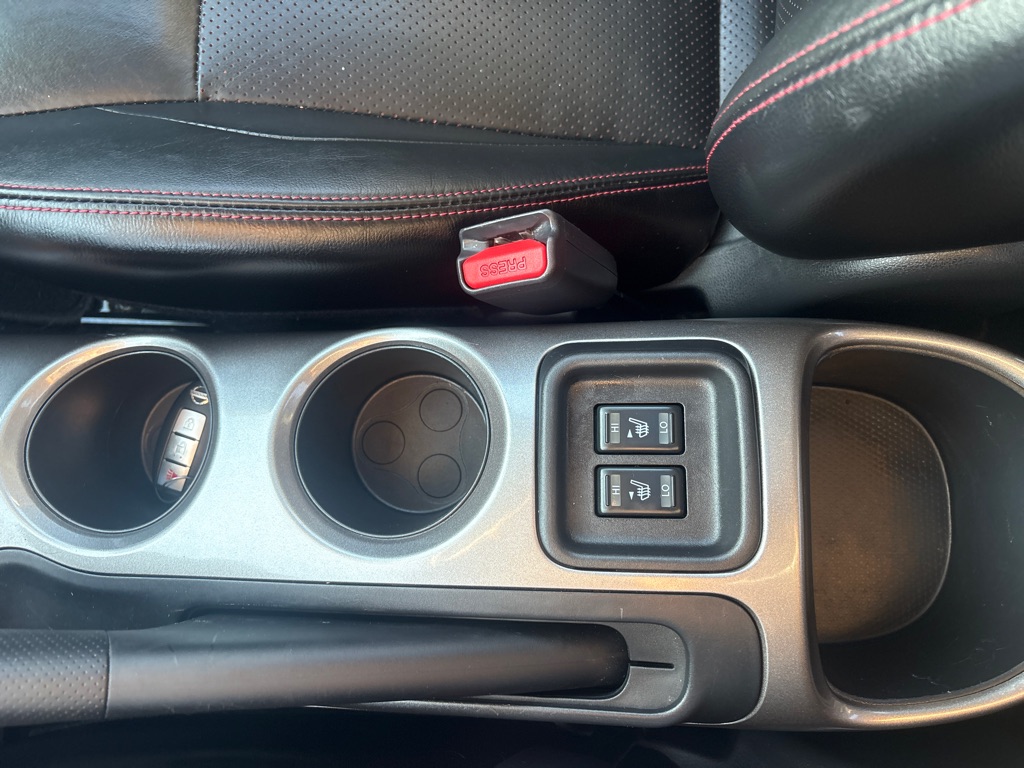 Photo 17 of this NISSAN JUKE