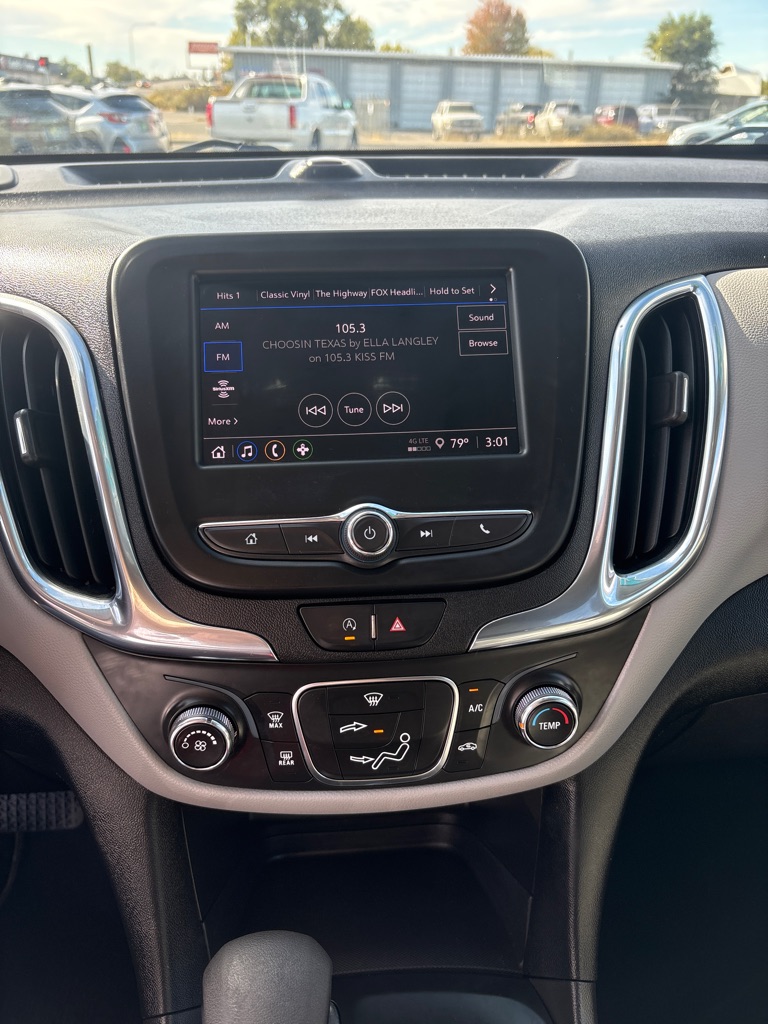 Photo 19 of this CHEVROLET EQUINOX
