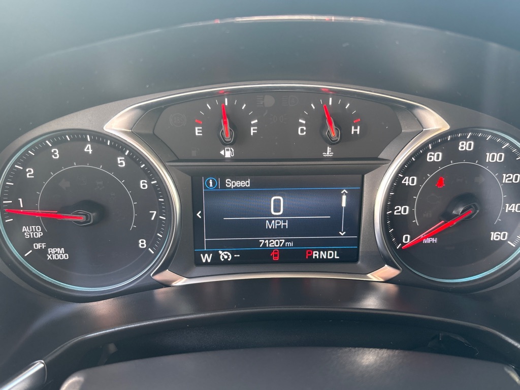 Photo 15 of this CHEVROLET EQUINOX