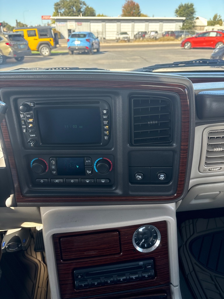 Photo 20 of this CADILLAC ESCALADE