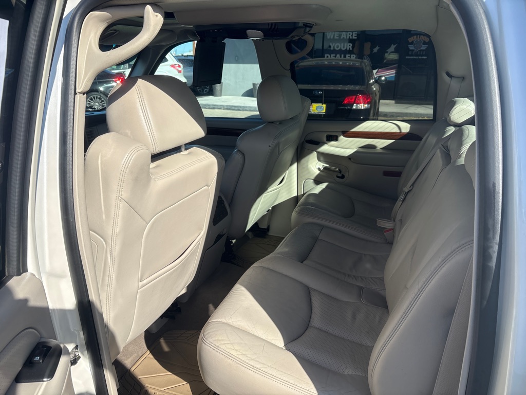 Photo 14 of this CADILLAC ESCALADE