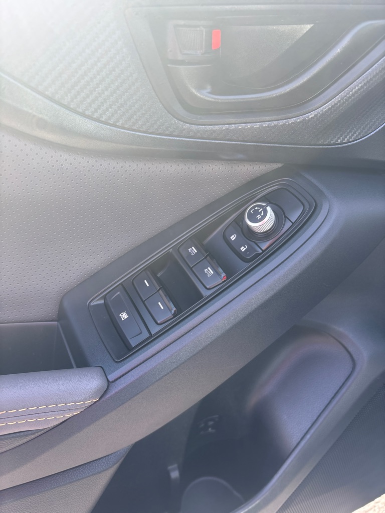 Photo 15 of this SUBARU CROSSTREK