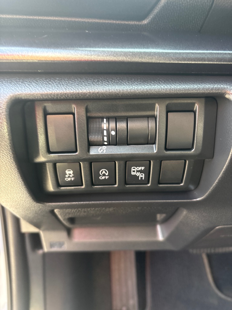 Photo 16 of this SUBARU CROSSTREK