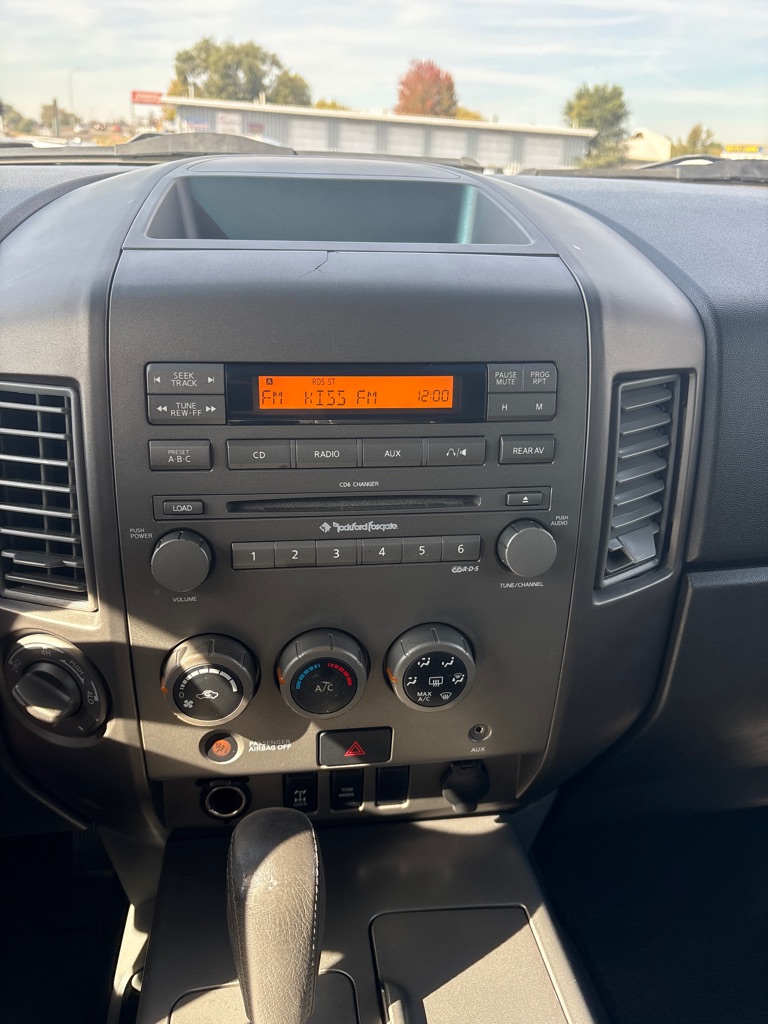 Photo 20 of this NISSAN TITAN
