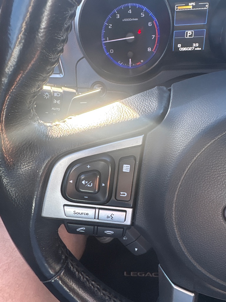 Photo 17 of this SUBARU LEGACY